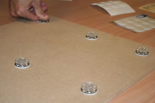 Poppit 2 big Poppit, the display fastener for quick and effective sign and display mounting