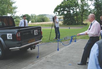 3M's VHB tape showing its bonding strength, by being pulled by a rope.