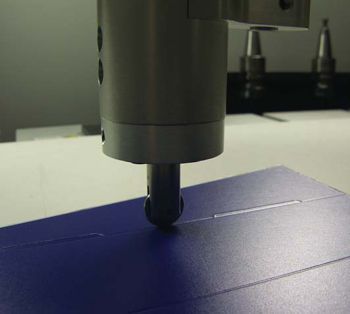 Creasing wheel on the Tekcel GFX