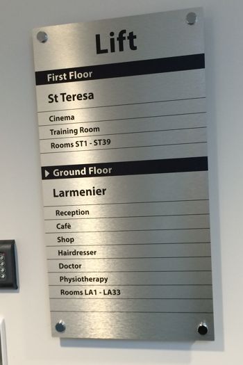 Showing the way - Sign Update