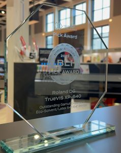 IMG 1081 scaled e1747214580809 Roland DG’s TrueVIS XP-640 wins award with impressive colour gamut