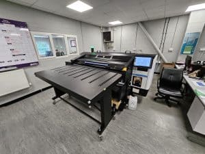 HP Latex R530 Signs Express Liverpool & Wirral moves up a level with new HP Latex R530