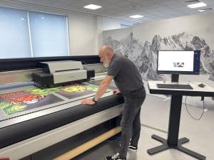 swissQprint Simon Averell Kudu Upgrade swissQprint Kudu users receive boost in production
