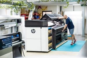 HP DRPG installs new HP Latex FS50W to support long-term sustainable goals