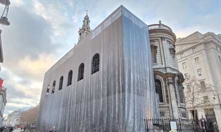 Embrace Building Wraps transforms London landmark for 300th anniversary