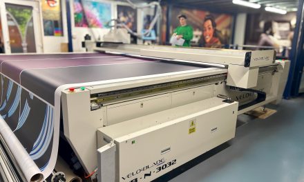 Xtreme Signs & Graphics sets Ireland-first with Veloblade Nexus 3032