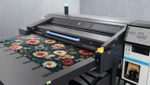 Image 2 Tapley Signs boosts production new HP Latex R530