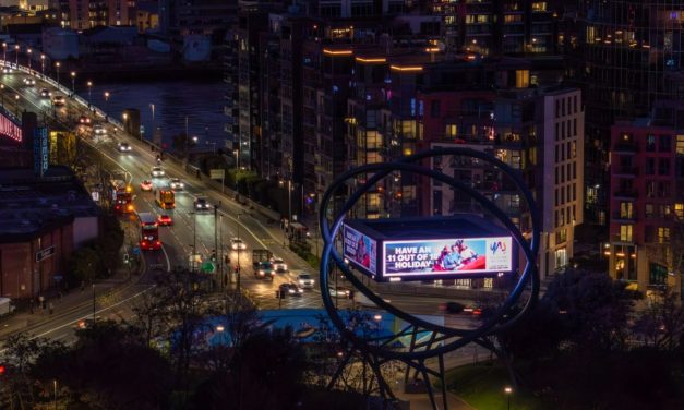 BackLite UK and Wildstone unveil Wandsworth Roundabout revamp
