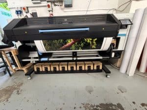 Plus Print HP latex 830W Plus Print strengthens wide-format offering with HP Latex 830W investment